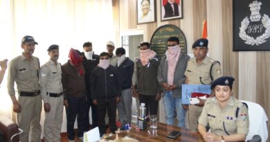 स्नान घाटों पर चोरी करने वाले उ0प्र0 गौंडा के अंतर्राजीय गिरोह को पुलिस ने किया गिरफ्तार