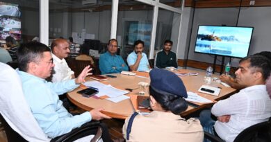 जिलाधिकारी ने सोशल मीडिया पर भ्रामक व फेक न्यूज़ के प्रचार-प्रसार करने वाले लोगों की पहचान कर कड़ी कार्रवाई करने के दिये  निर्देश