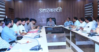 जिलाधिकारी ने संभावित आपदाओं से प्रभावी ढंग से निपटने हेतु समस्त विभागीय अधिकारियों को अभी से सतर्क और तैयार रहने के दिये निर्देश