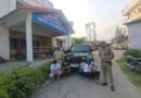 युवकों द्वारा थार गाड़ी के ऊपर चढ़कर खतरनाक तरीके से की जा रही थी आतिशबाजी पुलिस ने निकाली हेगड़ी