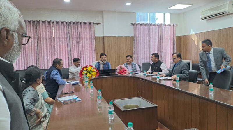 अनुसूचित जाति हितों पर केंद्रीय संवाद अध्यक्ष किशोर मकवाना की अध्यक्षता में महत्वपूर्ण बैठक आयोजित