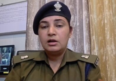 तीन वाहनों  की हुई टक्कर,एक महिला की हुई मौत