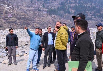 गंगोत्री धाम में डीएम ने लिया चारधाम यात्रा व्यवस्थाओं का जायजा