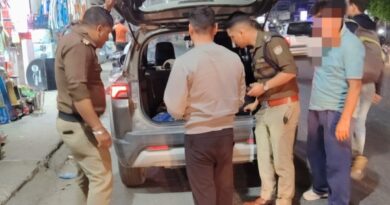 पुलिस की अलग-अलग टीमो द्वारा नगर से देहात तक आने जाने वाले वाहनों की जा रही आकस्मिक चैकिंग