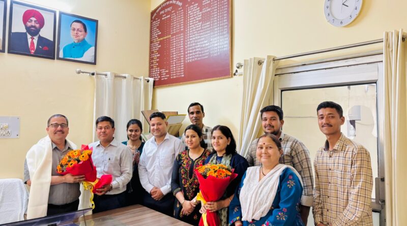 सहायक निदेशक /जिला सूचनाधिकारी बद्री नेगी का हुआ स्थानांतरण ,प्रियंका जोशी ने ग्रहण किया कार्यभार