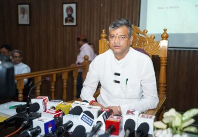 देहरादून नगर निगम के महापौर की अध्यक्षता में हुई चतुर्थ बोर्ड अधिवेशन