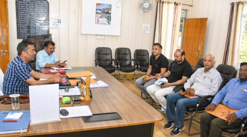 यमुनोत्री धाम यात्रा के सफल संचालन हेतु मुख्य विकास अधिकारी ने दिये निर्देश