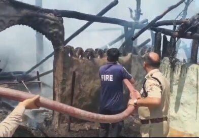 सहसपुर क्षेत्र अंतर्गत इन्द्रकलोनी कॉलोनी, मेदनीपुर स्थित डेरो/घरों में लगी आग