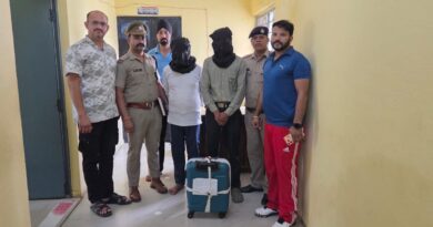 एसटीएफ ने अवैध ड्रग्स के साथ किया दो शातिर अभियुक्तों को गिरफ्तार, काफी समय से चोरी छुपे कर रहे थे चरस तस्करी का काम