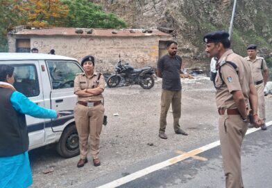 गंगोत्री यात्रा मार्ग पर एसपी  का औचक निरीक्षण, यात्रा  को लेकर पुलिस-प्रशासन अलर्ट