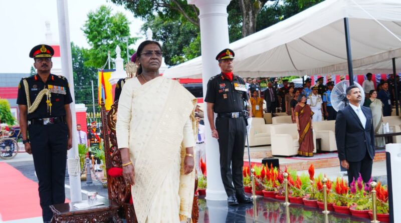 राष्ट्रपति द्रौपदी मुर्मू की गरिमामई उपस्थिति में आईएमए की पासिंग आउट परेड सम्पन्न