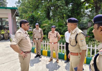 राष्ट्रीय परीक्षा एजेंसी द्वारा आयोजित (NEET) की परीक्षा को दून पुलिस ने सुरक्षा के साथ सकुशल कराया सम्पन्न