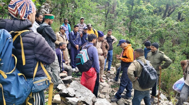 दयारा बुग्याल ट्रेक मार्ग पर महिला भावना पांडेय लापता , खोज में जुटा प्रशासन