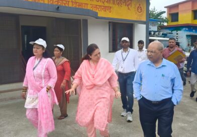 आयुक्त गढ़वाल मंडल ने डोईवाला विधानसभा के मतदेय स्थलों का किया निरीक्षण, राजनीतिक दलों के प्रतिनिधियों के साथ की समीक्षा बैठक