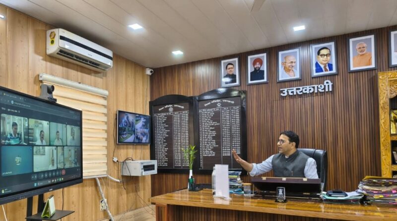 जिलाधिकारी ने प्रधानमंत्री आवास योजना(ग्रामीण) की समीक्षा बैठक में दिए सख्त निर्देश, कोई भी पात्र लाभार्थी न रहे वंचित