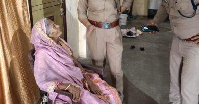 दून पुलिस पहुंची बुज़ुर्गों के द्वारा बुज़ुर्गों से मुलाक़ात कर ली उनकी कुशलक्षेम